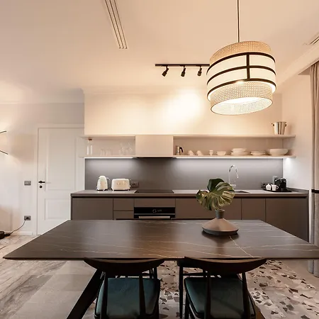 Be Mate Colosseo ローマ