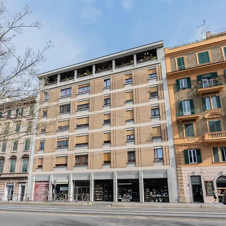 Be Mate Colosseo روما