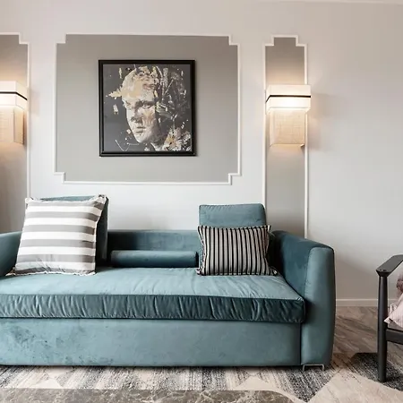 Be Mate Colosseo Rome