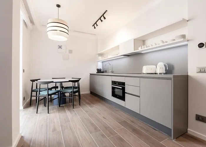 Be Mate Colosseo * 罗马